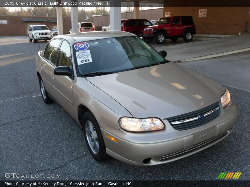 Light Driftwood Metallic / Neutral 2005 Chevrolet Classic