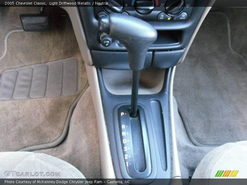 Light Driftwood Metallic / Neutral 2005 Chevrolet Classic