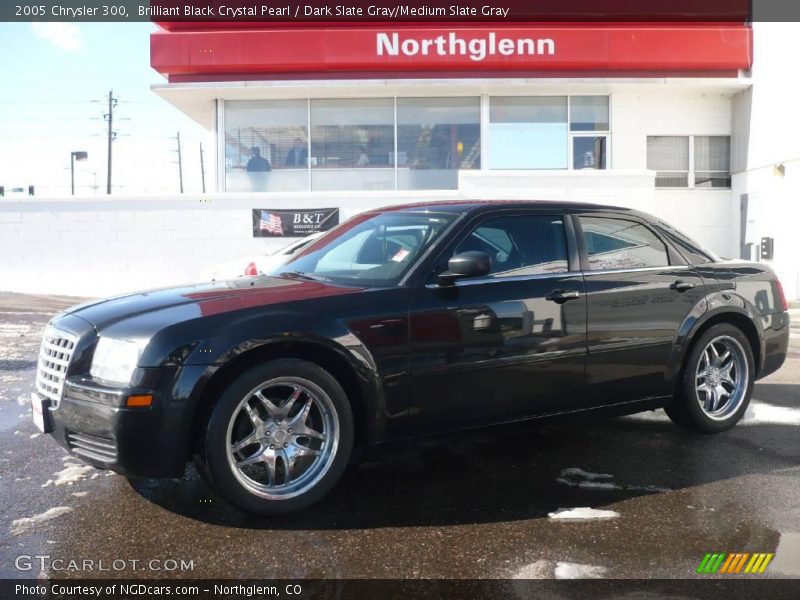 Brilliant Black Crystal Pearl / Dark Slate Gray/Medium Slate Gray 2005 Chrysler 300