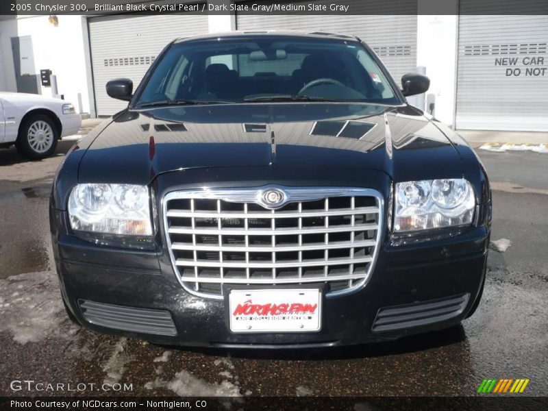 Brilliant Black Crystal Pearl / Dark Slate Gray/Medium Slate Gray 2005 Chrysler 300