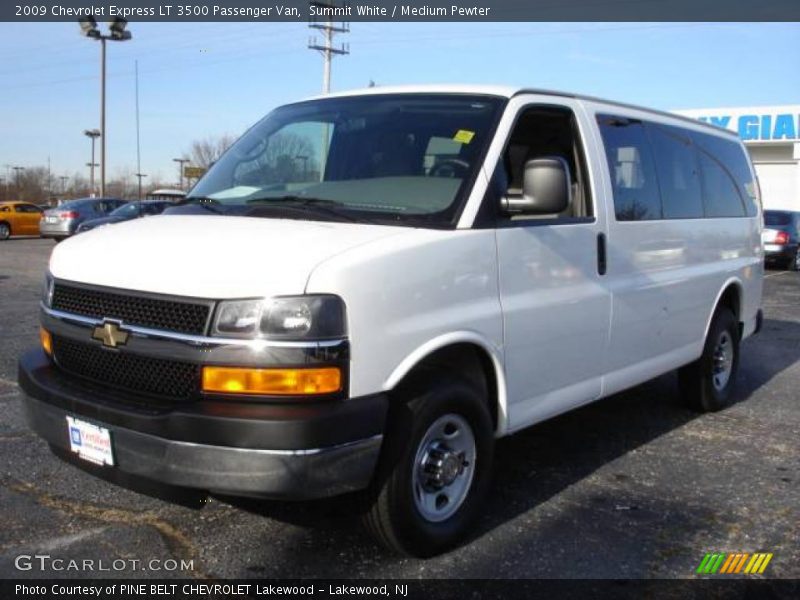 Summit White / Medium Pewter 2009 Chevrolet Express LT 3500 Passenger Van