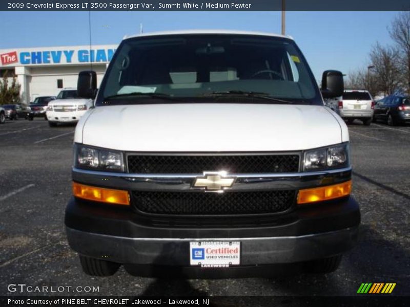 Summit White / Medium Pewter 2009 Chevrolet Express LT 3500 Passenger Van