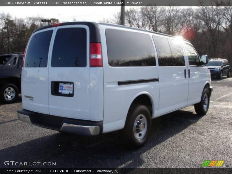 Summit White / Medium Pewter 2009 Chevrolet Express LT 3500 Passenger Van