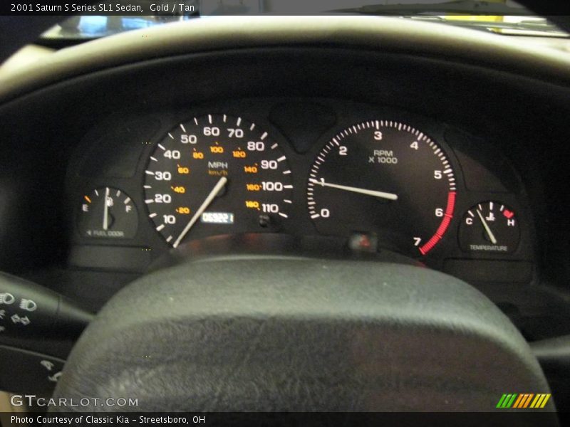 Gold / Tan 2001 Saturn S Series SL1 Sedan