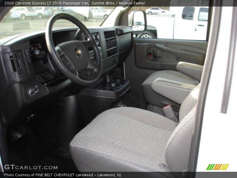 Summit White / Medium Pewter 2009 Chevrolet Express LT 3500 Passenger Van