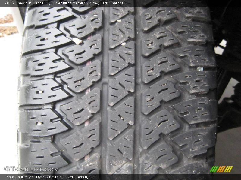 Silver Birch Metallic / Gray/Dark Charcoal 2005 Chevrolet Tahoe LT