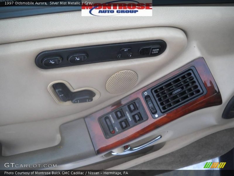 Silver Mist Metallic / Gray 1997 Oldsmobile Aurora