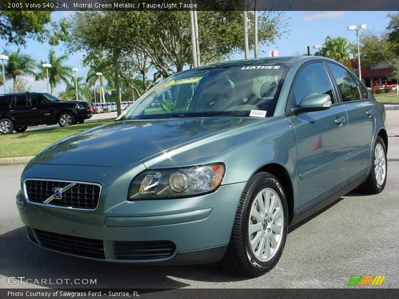 Mistral Green Metallic / Taupe/Light Taupe 2005 Volvo S40 2.4i