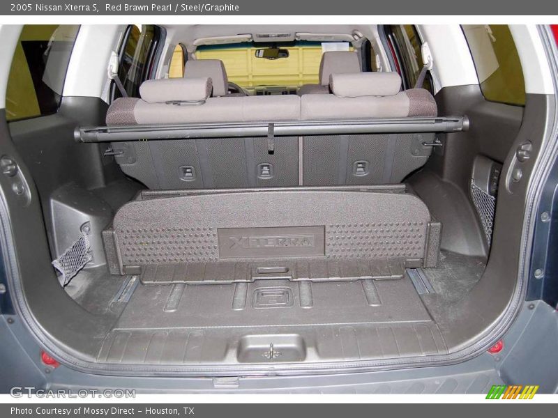 Red Brawn Pearl / Steel/Graphite 2005 Nissan Xterra S