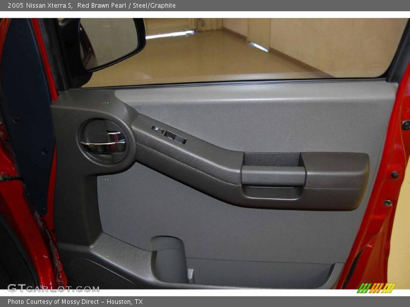 Red Brawn Pearl / Steel/Graphite 2005 Nissan Xterra S