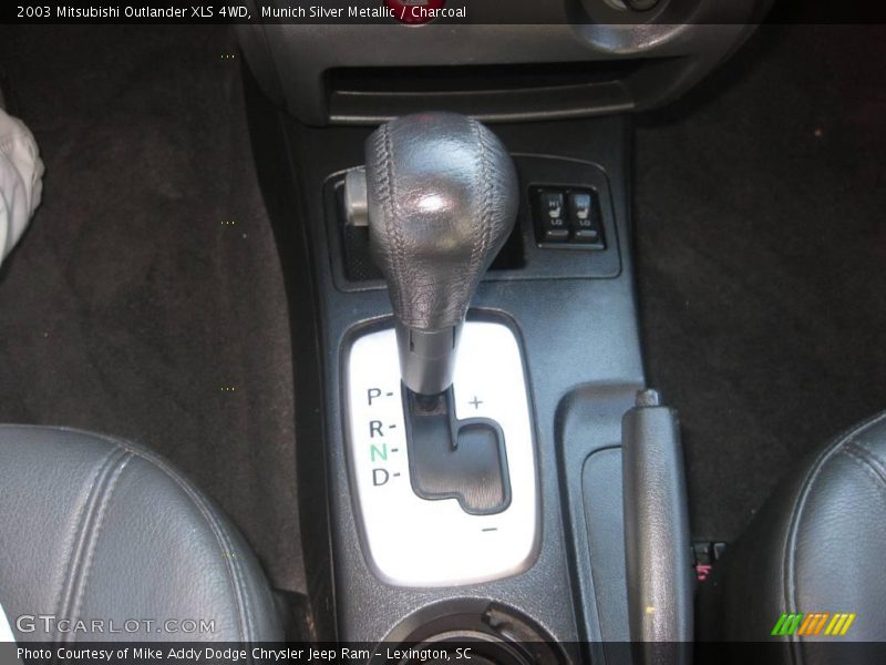 Munich Silver Metallic / Charcoal 2003 Mitsubishi Outlander XLS 4WD