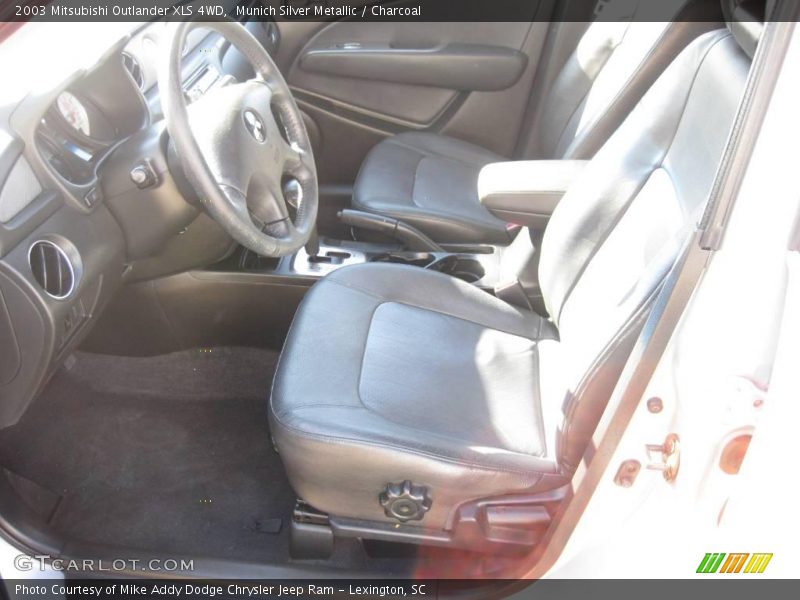 Munich Silver Metallic / Charcoal 2003 Mitsubishi Outlander XLS 4WD