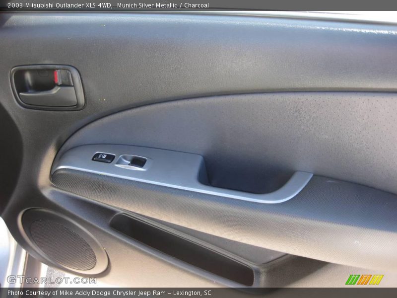 Munich Silver Metallic / Charcoal 2003 Mitsubishi Outlander XLS 4WD