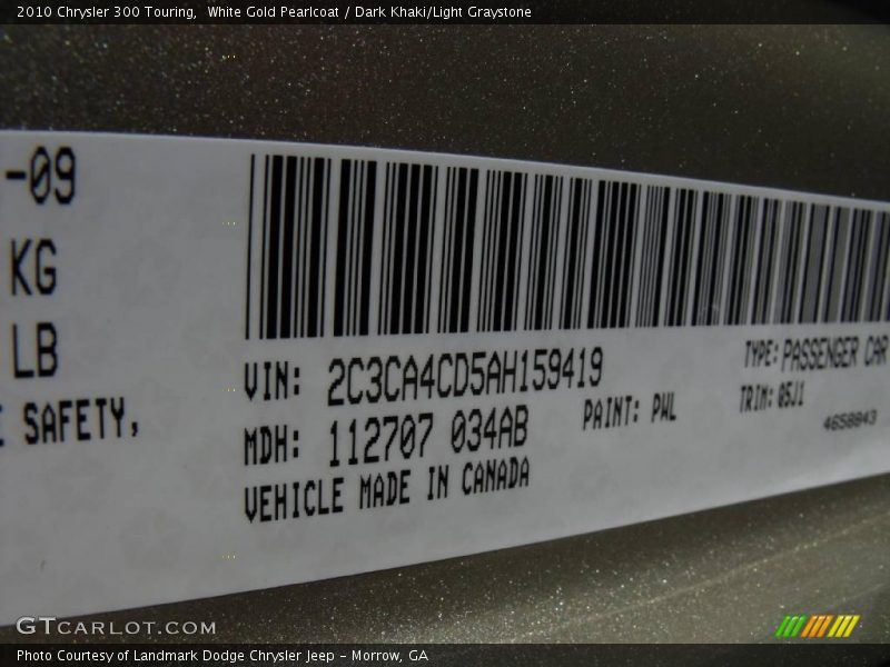 White Gold Pearlcoat / Dark Khaki/Light Graystone 2010 Chrysler 300 Touring