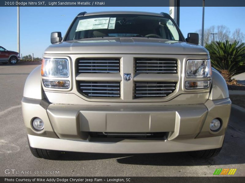 Light Sandstone Metallic / Khaki 2010 Dodge Nitro SXT