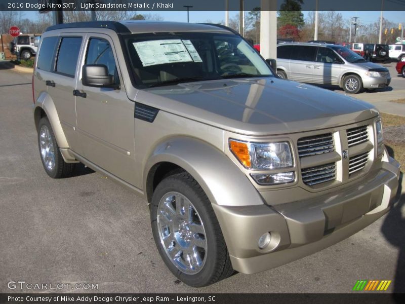 Light Sandstone Metallic / Khaki 2010 Dodge Nitro SXT