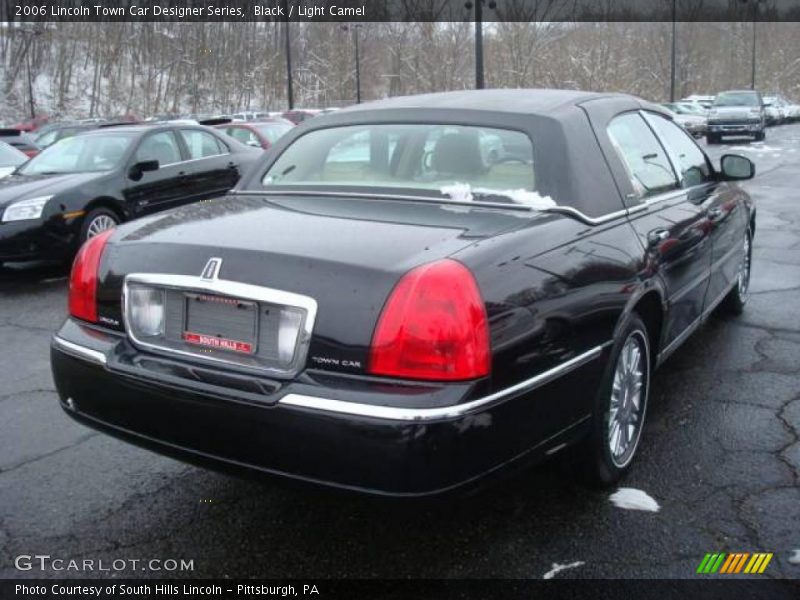 Black / Light Camel 2006 Lincoln Town Car Designer Series