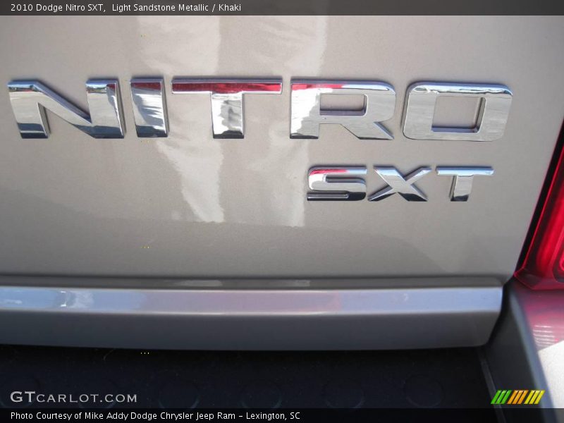 Light Sandstone Metallic / Khaki 2010 Dodge Nitro SXT