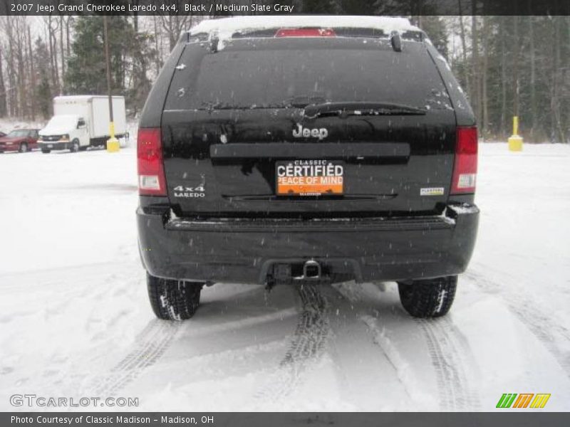 Black / Medium Slate Gray 2007 Jeep Grand Cherokee Laredo 4x4