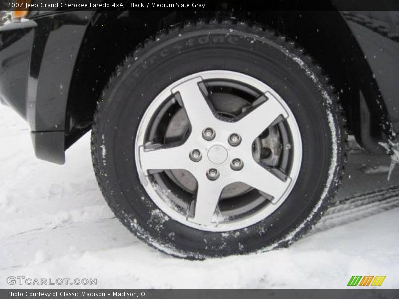 Black / Medium Slate Gray 2007 Jeep Grand Cherokee Laredo 4x4