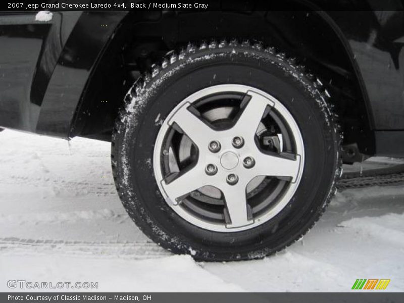 Black / Medium Slate Gray 2007 Jeep Grand Cherokee Laredo 4x4