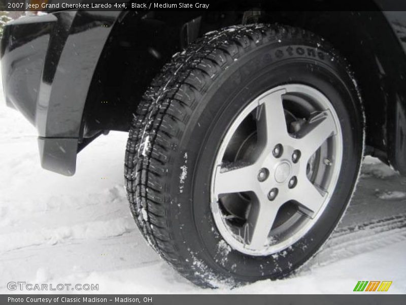 Black / Medium Slate Gray 2007 Jeep Grand Cherokee Laredo 4x4
