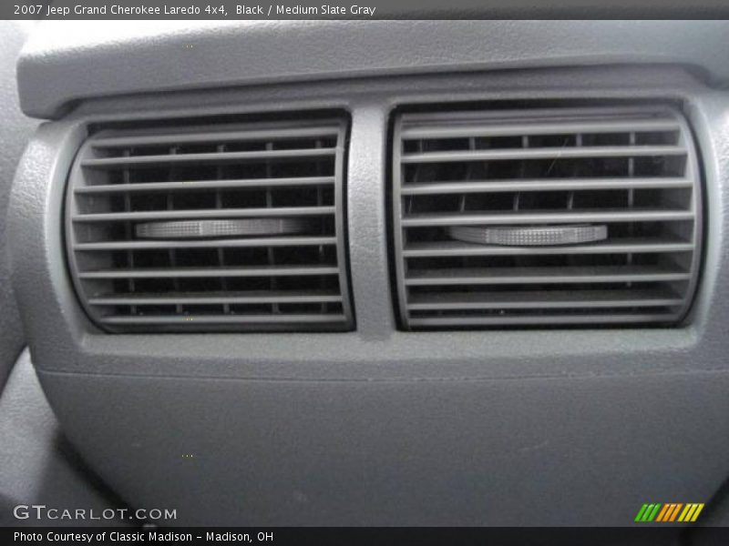 Black / Medium Slate Gray 2007 Jeep Grand Cherokee Laredo 4x4