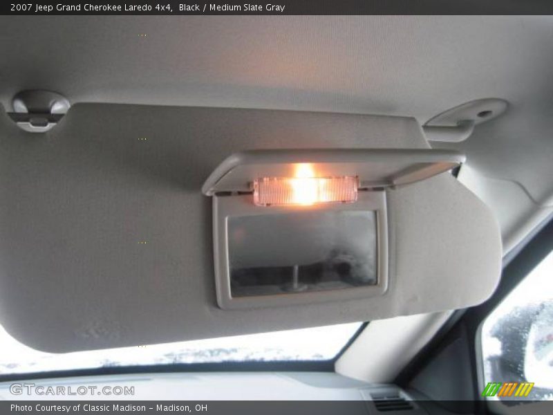 Black / Medium Slate Gray 2007 Jeep Grand Cherokee Laredo 4x4