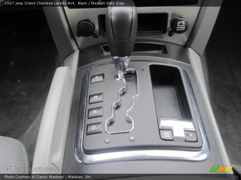 Black / Medium Slate Gray 2007 Jeep Grand Cherokee Laredo 4x4