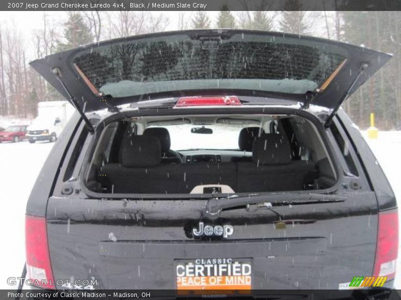 Black / Medium Slate Gray 2007 Jeep Grand Cherokee Laredo 4x4