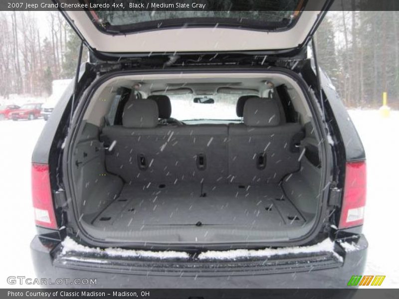 Black / Medium Slate Gray 2007 Jeep Grand Cherokee Laredo 4x4