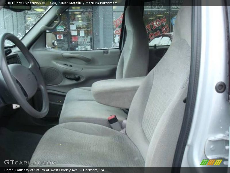 Silver Metallic / Medium Parchment 2001 Ford Expedition XLT 4x4