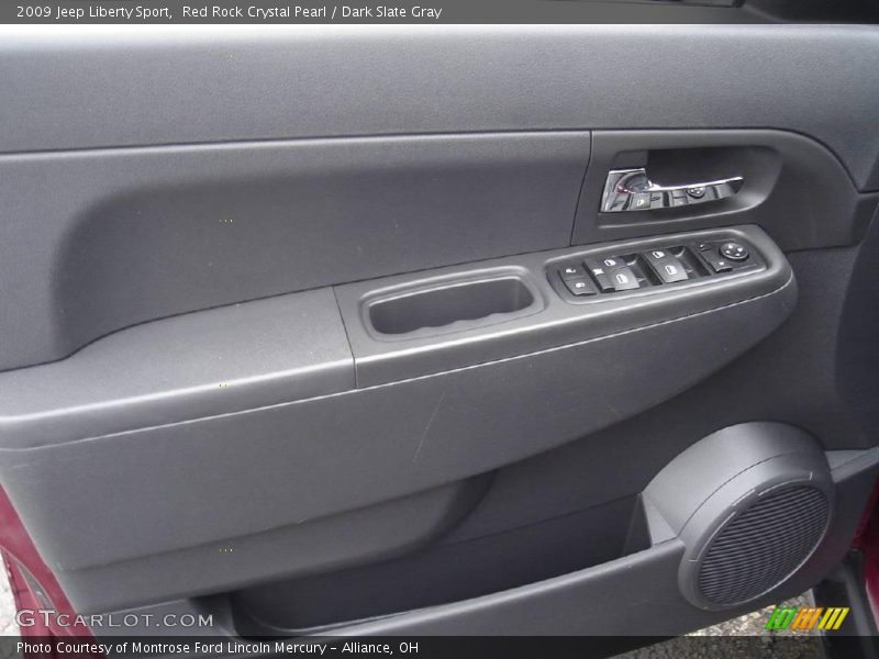 Red Rock Crystal Pearl / Dark Slate Gray 2009 Jeep Liberty Sport