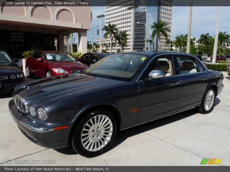Slate Metallic / Ivory 2005 Jaguar XJ Vanden Plas