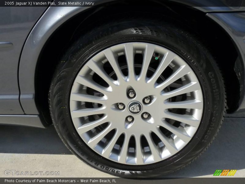 Slate Metallic / Ivory 2005 Jaguar XJ Vanden Plas