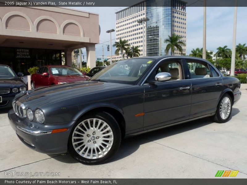 Slate Metallic / Ivory 2005 Jaguar XJ Vanden Plas