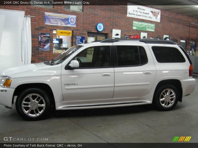 Summit White / Light Gray 2006 GMC Envoy XL Denali 4x4