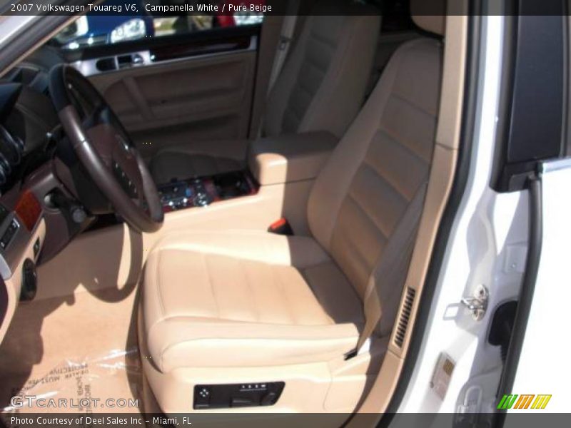 Campanella White / Pure Beige 2007 Volkswagen Touareg V6