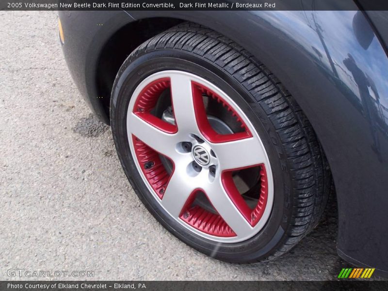 Dark Flint Metallic / Bordeaux Red 2005 Volkswagen New Beetle Dark Flint Edition Convertible