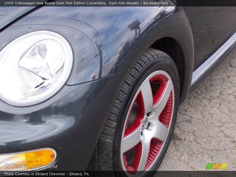 Dark Flint Metallic / Bordeaux Red 2005 Volkswagen New Beetle Dark Flint Edition Convertible