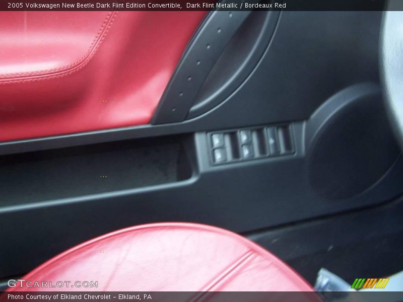 Dark Flint Metallic / Bordeaux Red 2005 Volkswagen New Beetle Dark Flint Edition Convertible