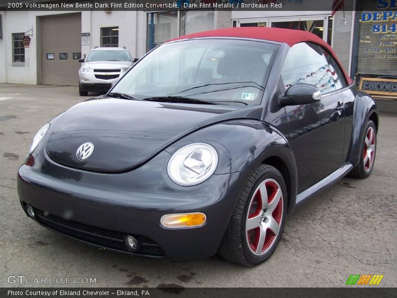 Dark Flint Metallic / Bordeaux Red 2005 Volkswagen New Beetle Dark Flint Edition Convertible