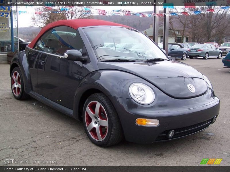 Dark Flint Metallic / Bordeaux Red 2005 Volkswagen New Beetle Dark Flint Edition Convertible