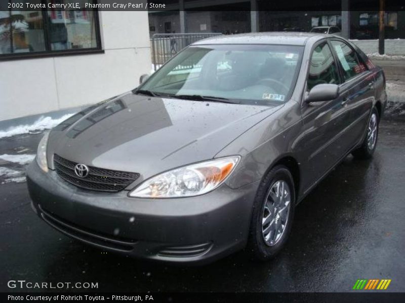 Phantom Gray Pearl / Stone 2002 Toyota Camry XLE