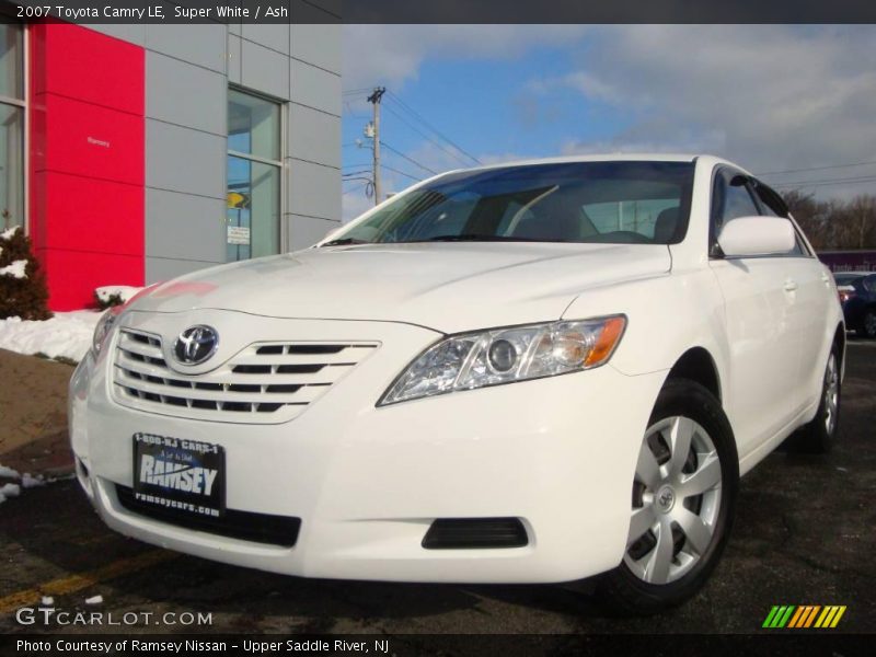 Super White / Ash 2007 Toyota Camry LE