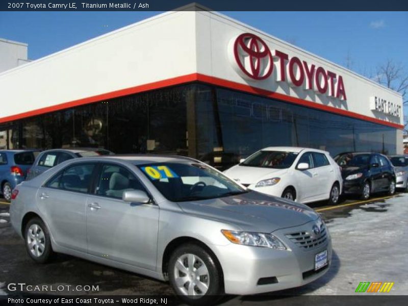Titanium Metallic / Ash 2007 Toyota Camry LE