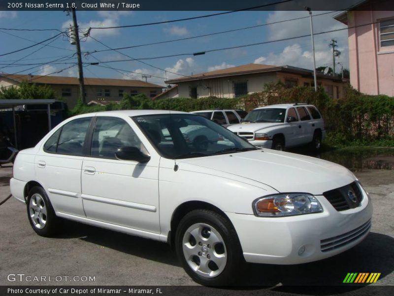 Cloud White / Taupe 2005 Nissan Sentra 1.8