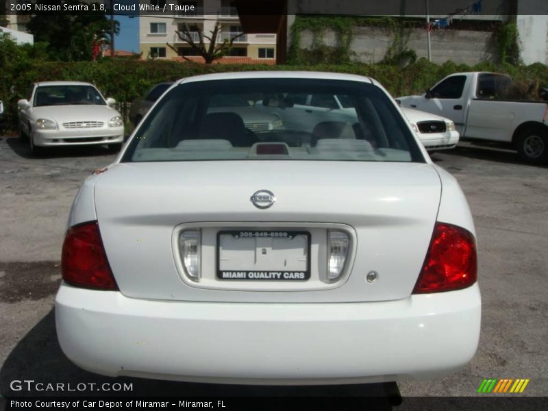Cloud White / Taupe 2005 Nissan Sentra 1.8