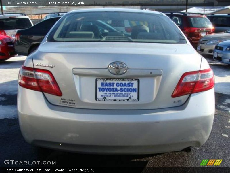 Titanium Metallic / Ash 2007 Toyota Camry LE