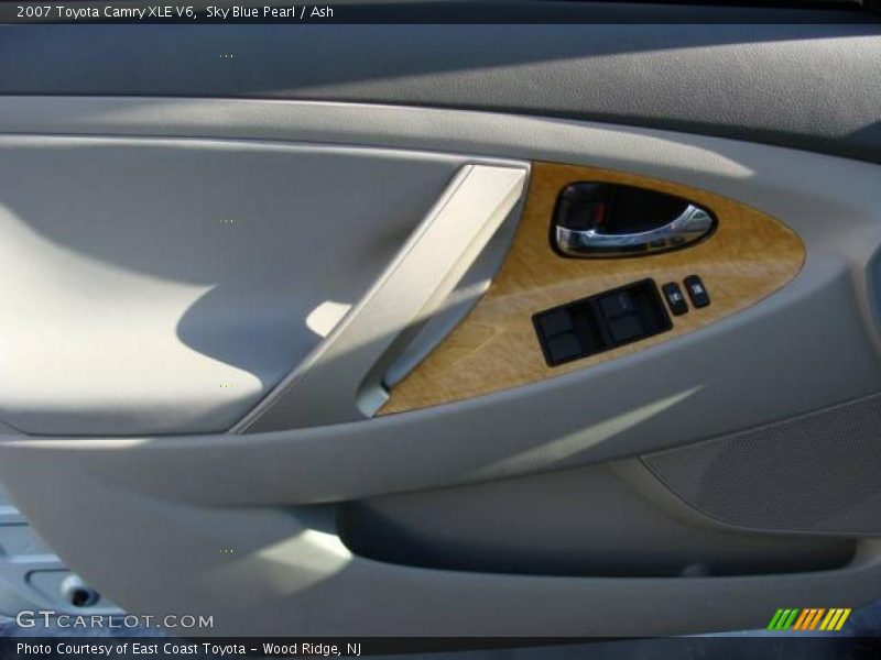 Sky Blue Pearl / Ash 2007 Toyota Camry XLE V6